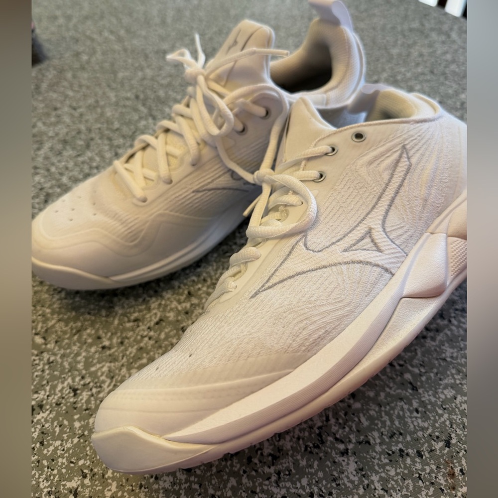 Mizuno Women volleyball  Shoes